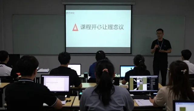 技术开发选型清单的适用条件与选择依据